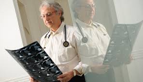 Dr. Maurício Wajngarten