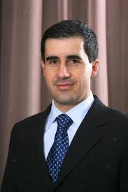 Dr. Luiz Roberto Terzian